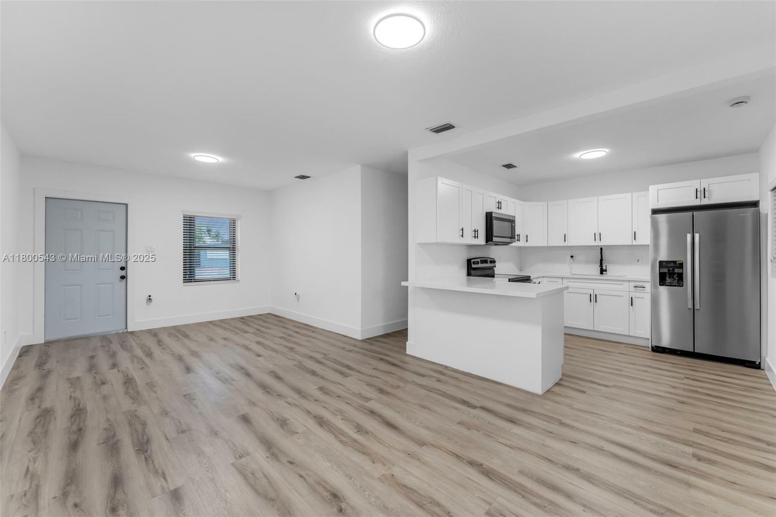 Property Photo: 14401 Pierce St FL 33176