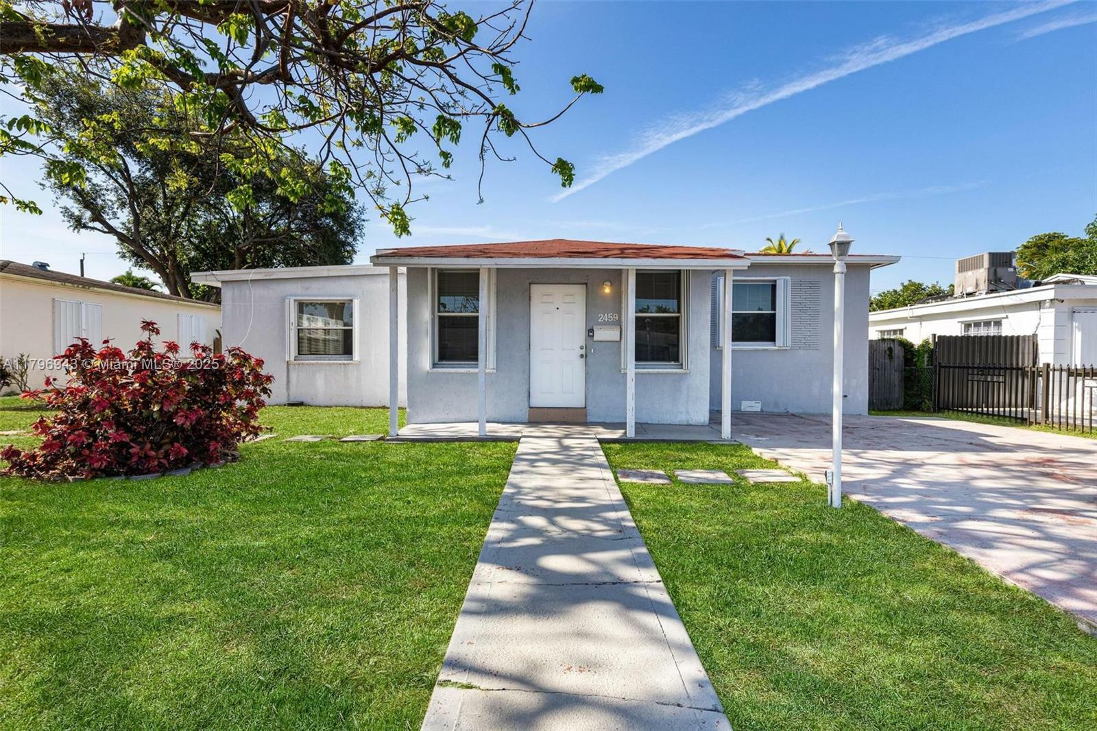 2459 Funston St  Hollywood FL 33020 photo