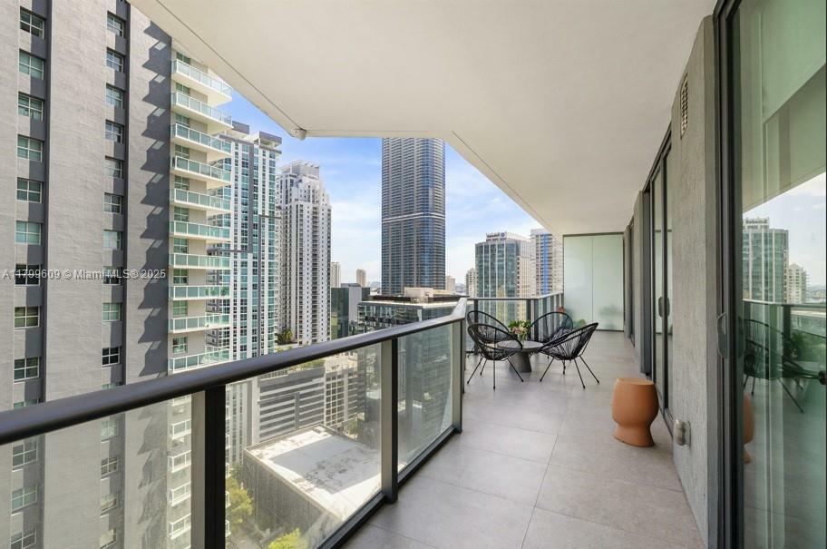Property Photo: 1300 S Miami Ave 2411 FL 33130