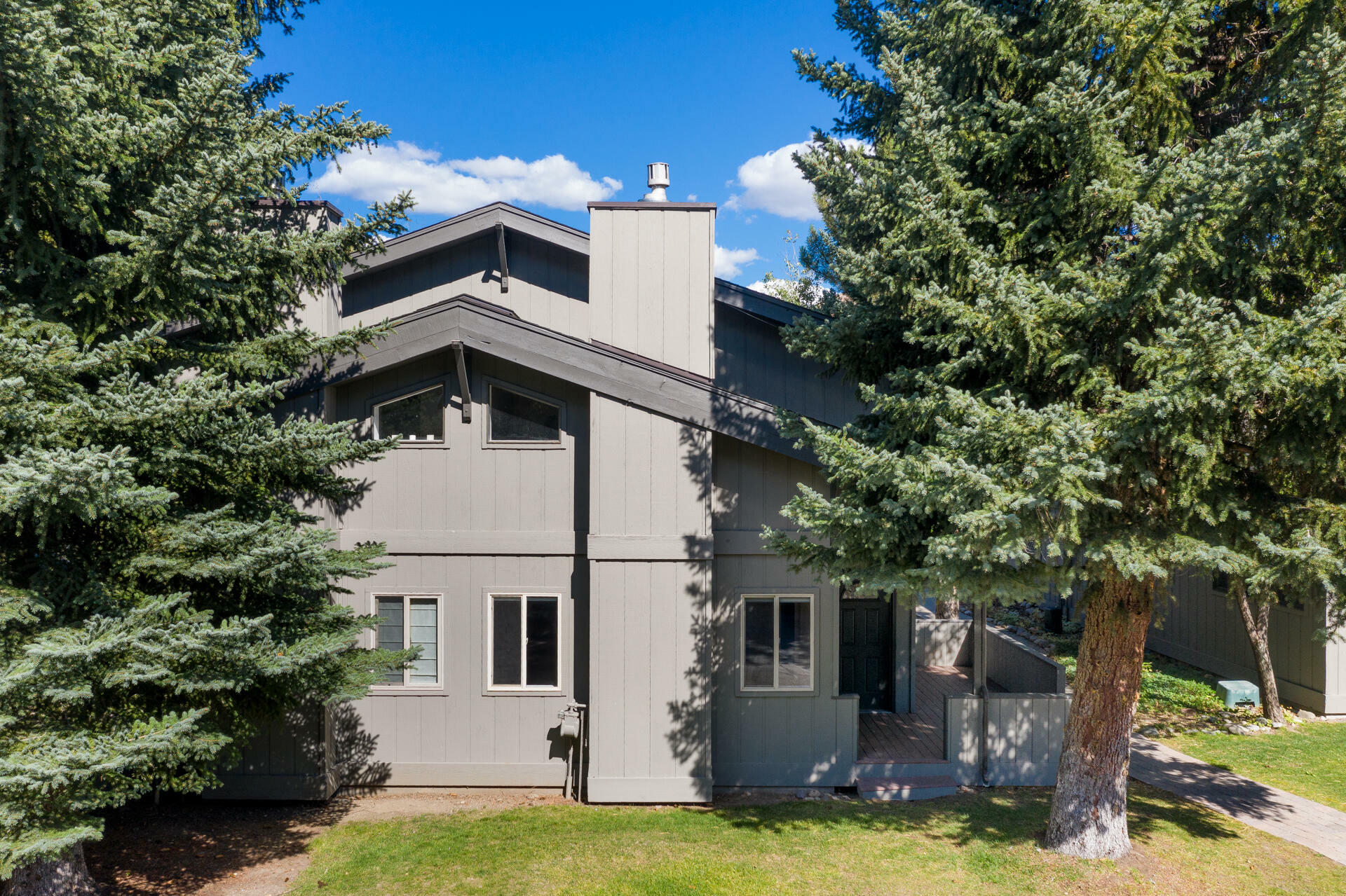 Property Photo: 108 Pinewood Lane 104 ID 83340
