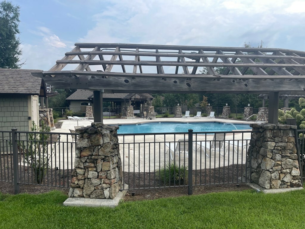 Property Photo: 15 Sunset Blvd. AL 36027