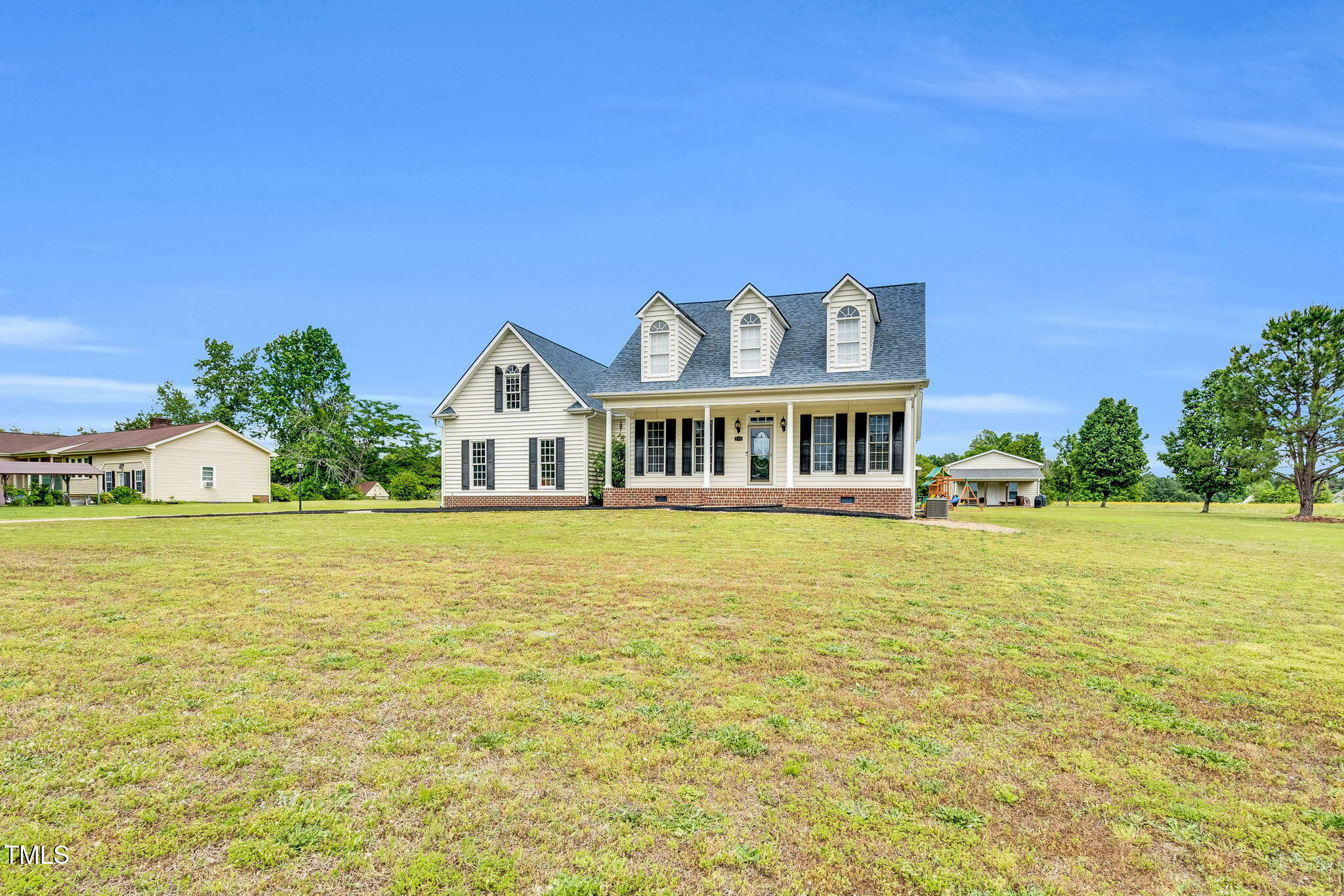 Property Photo: 750 James Norris Road NC 27501