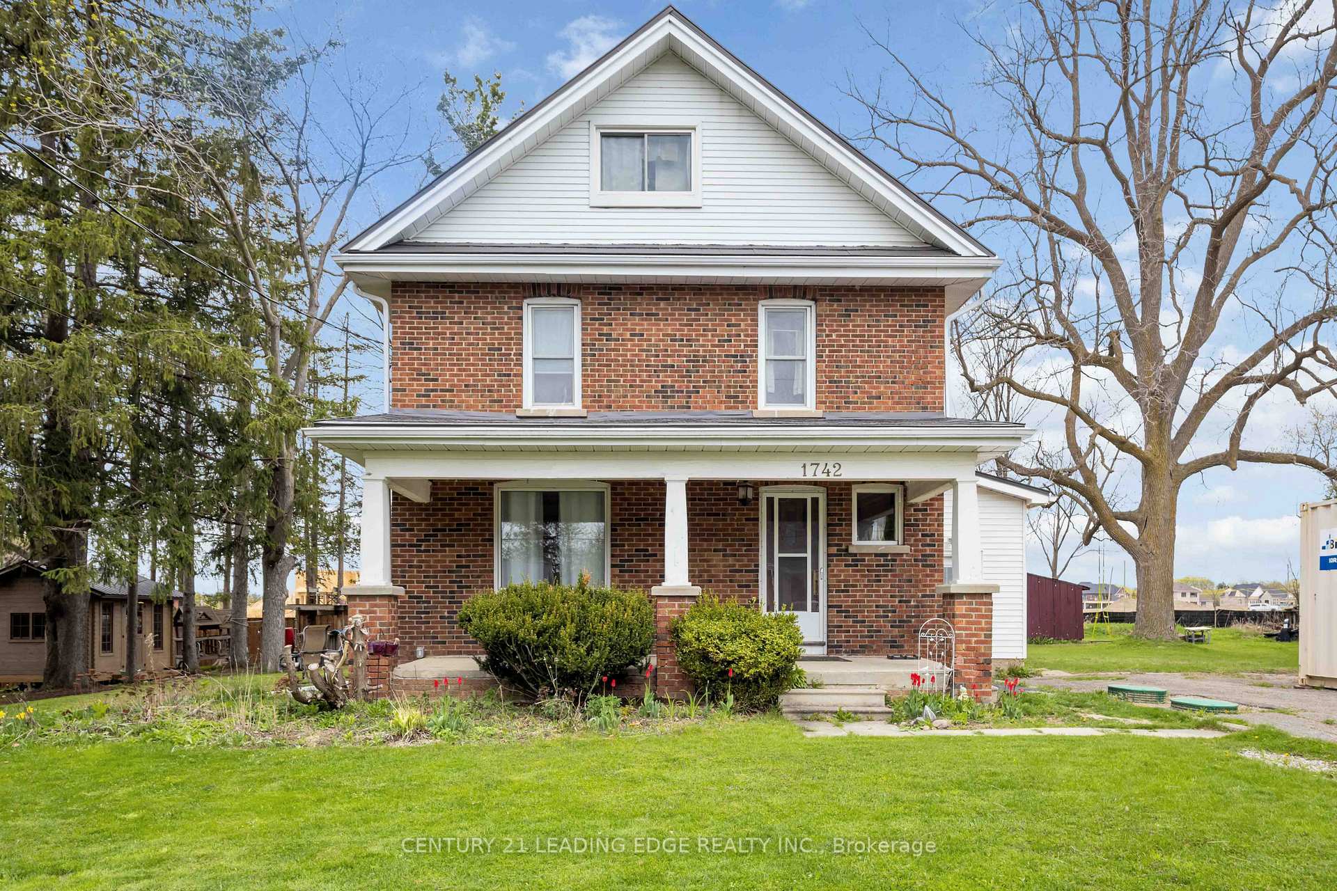Photo de la propriété: 1742 Lane Street ON L1Y 1B6