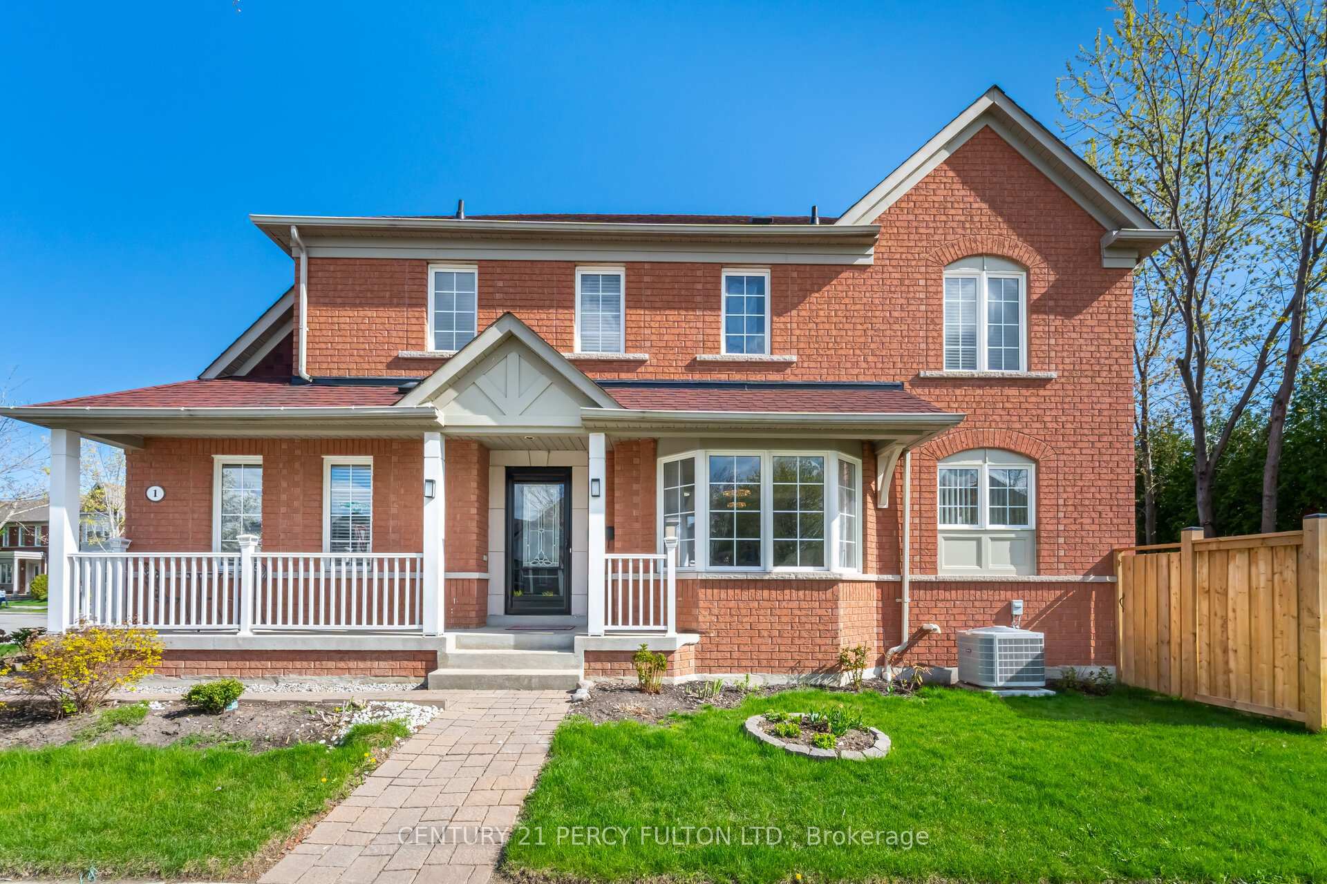 Photo de la propriété: 1 Armitage Crescent ON L1T 4G6