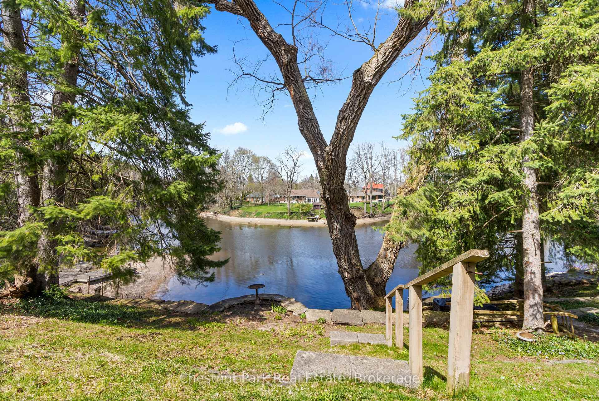 Property Photo:  190 4th Street W  ON N4K 3J9 