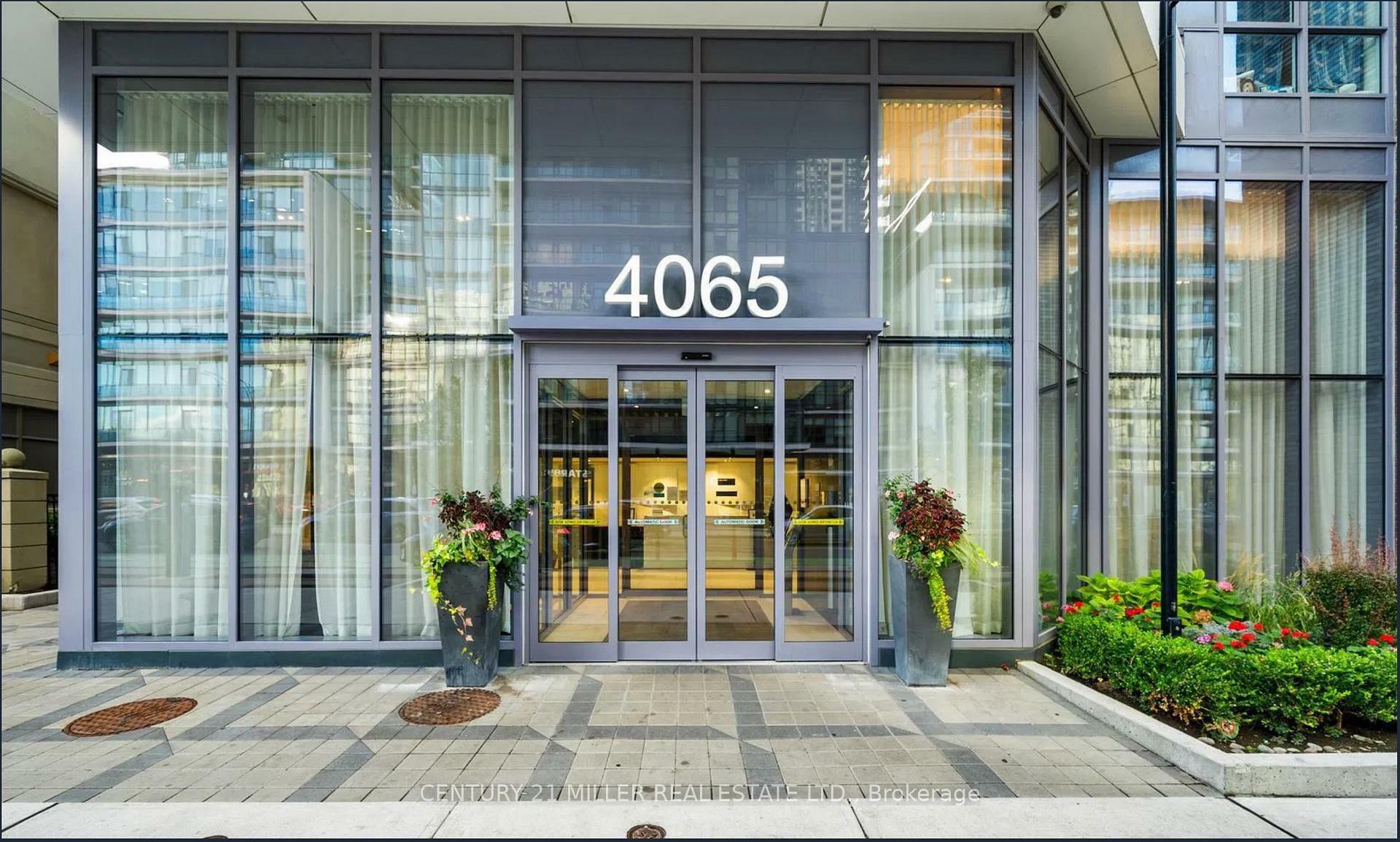 Property Photo: 4065 Confederation Parkway 1304 ON L5B 4N1