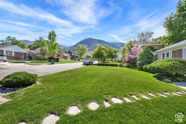 Property Photo: 1375 E 3100 St S UT 84403