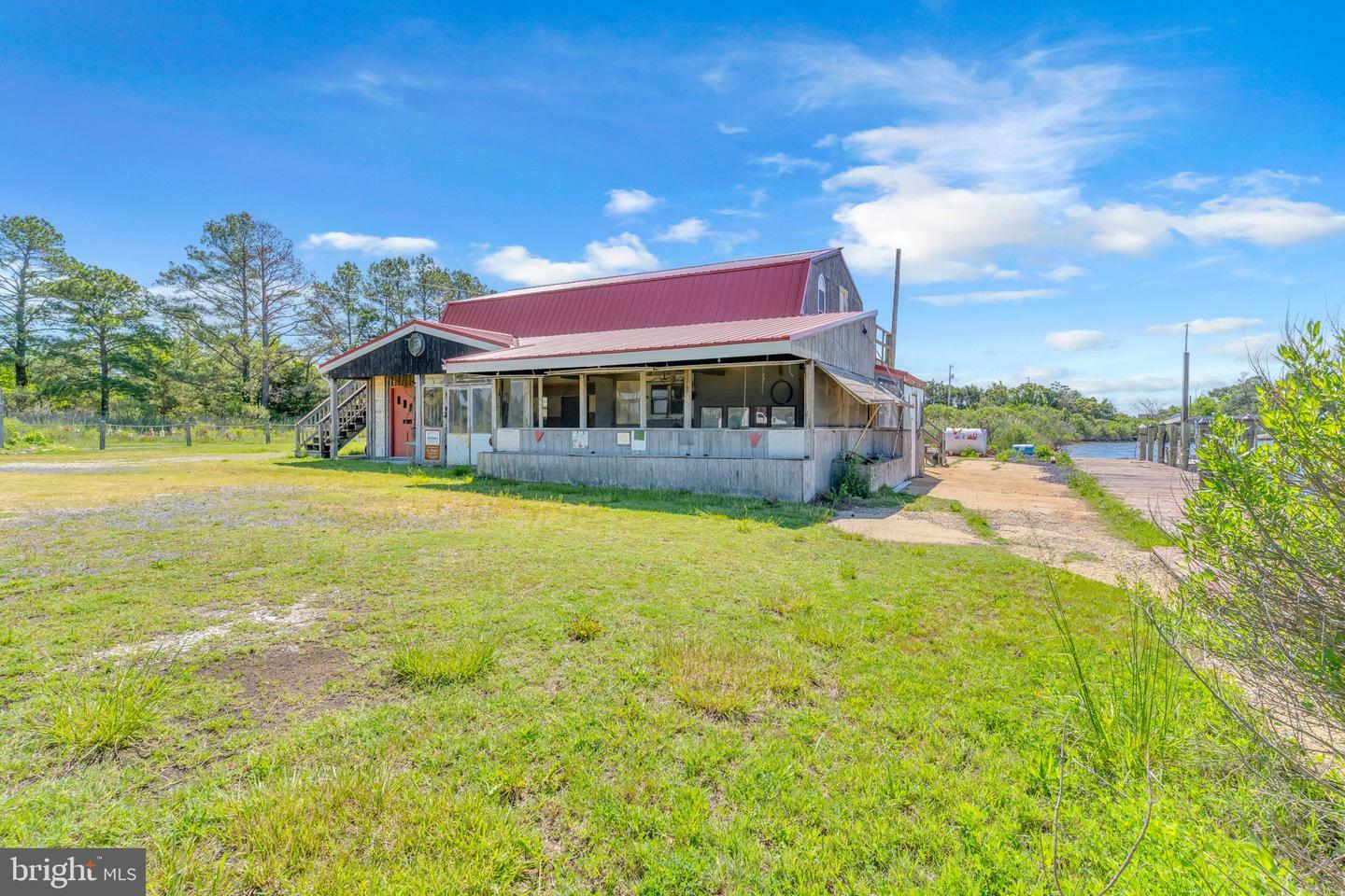 Property Photo: 16129 Piney Point Road MD 20674