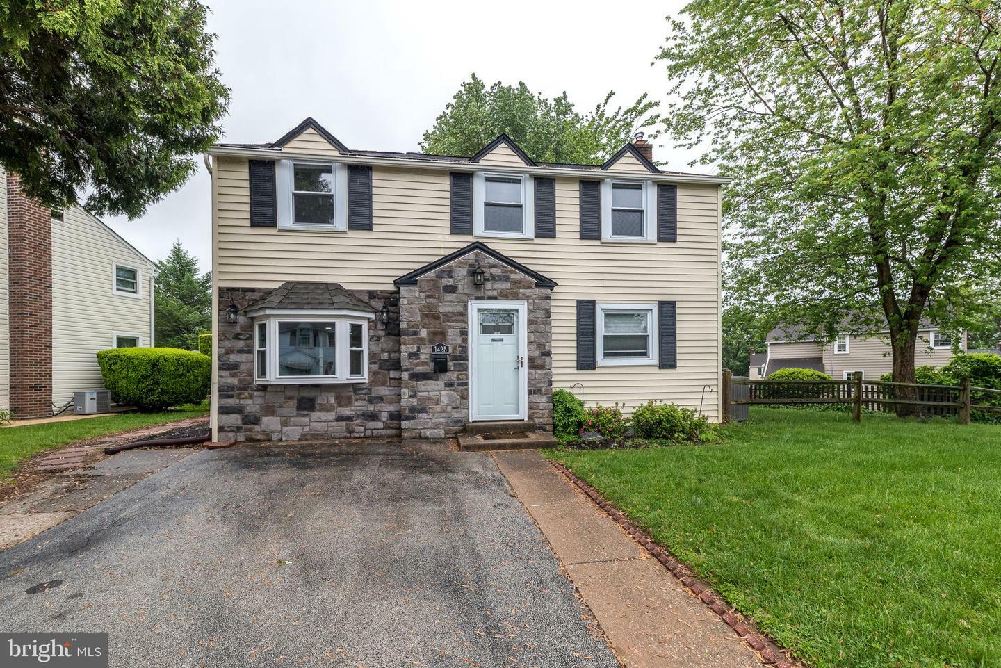 1425 Leedom Road  Havertown PA 19083 photo