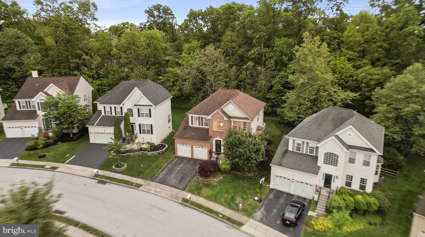 Property Photo: 230 Snowberry Way PA 19380