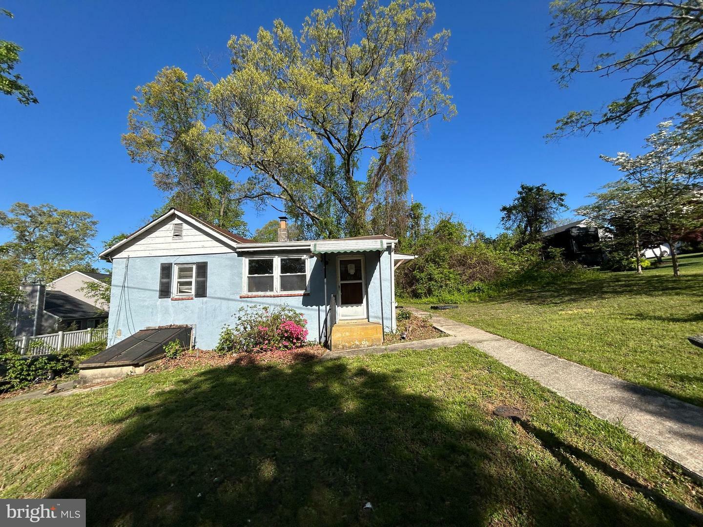Property Photo: 368 Idlepines Road MD 21146