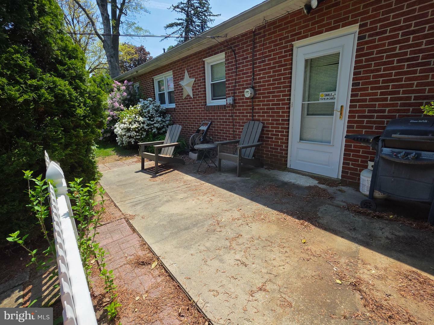 Property Photo: 123 Westbrook Drive PA 17603