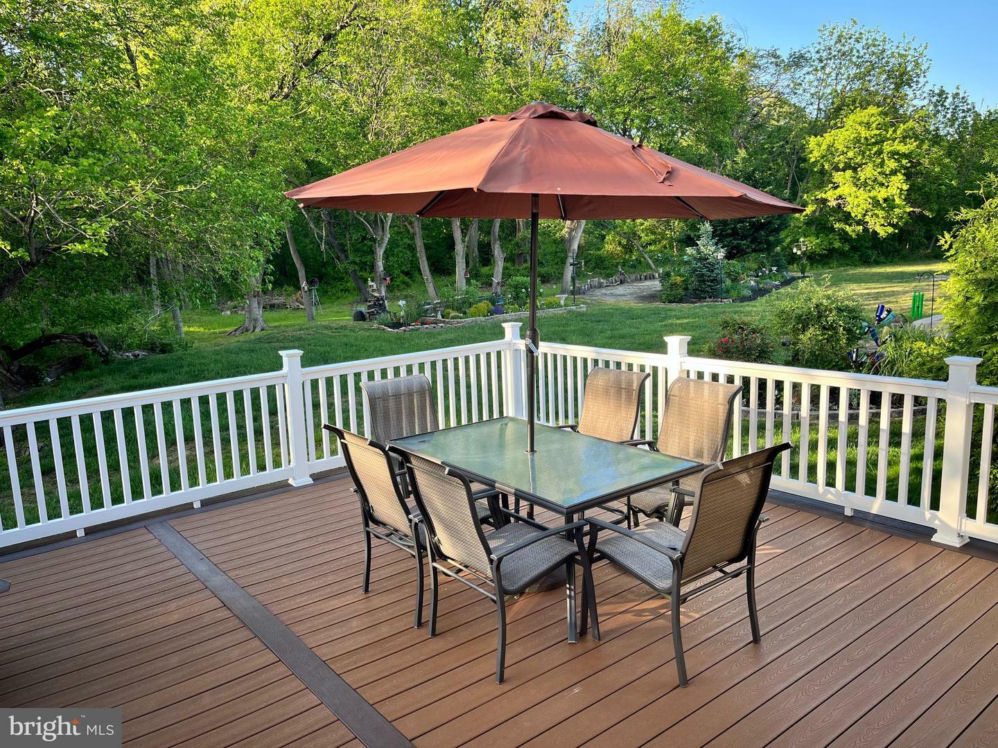 Property Photo: 727 Weatherby Drive NJ 08096