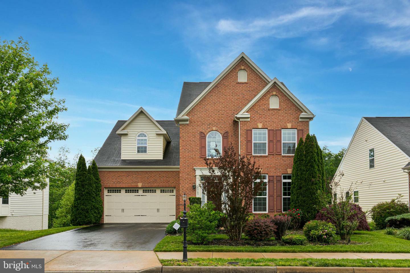 Property Photo: 25785 Racing Sun Drive VA 20105