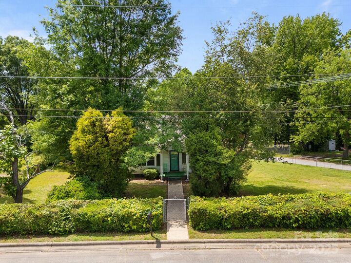 Property Photo:  304 Miller Avenue  NC 28144