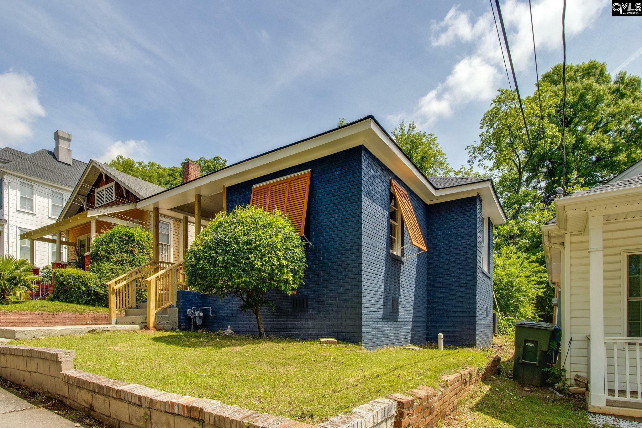 Property Photo: 808 Oak SC 29205