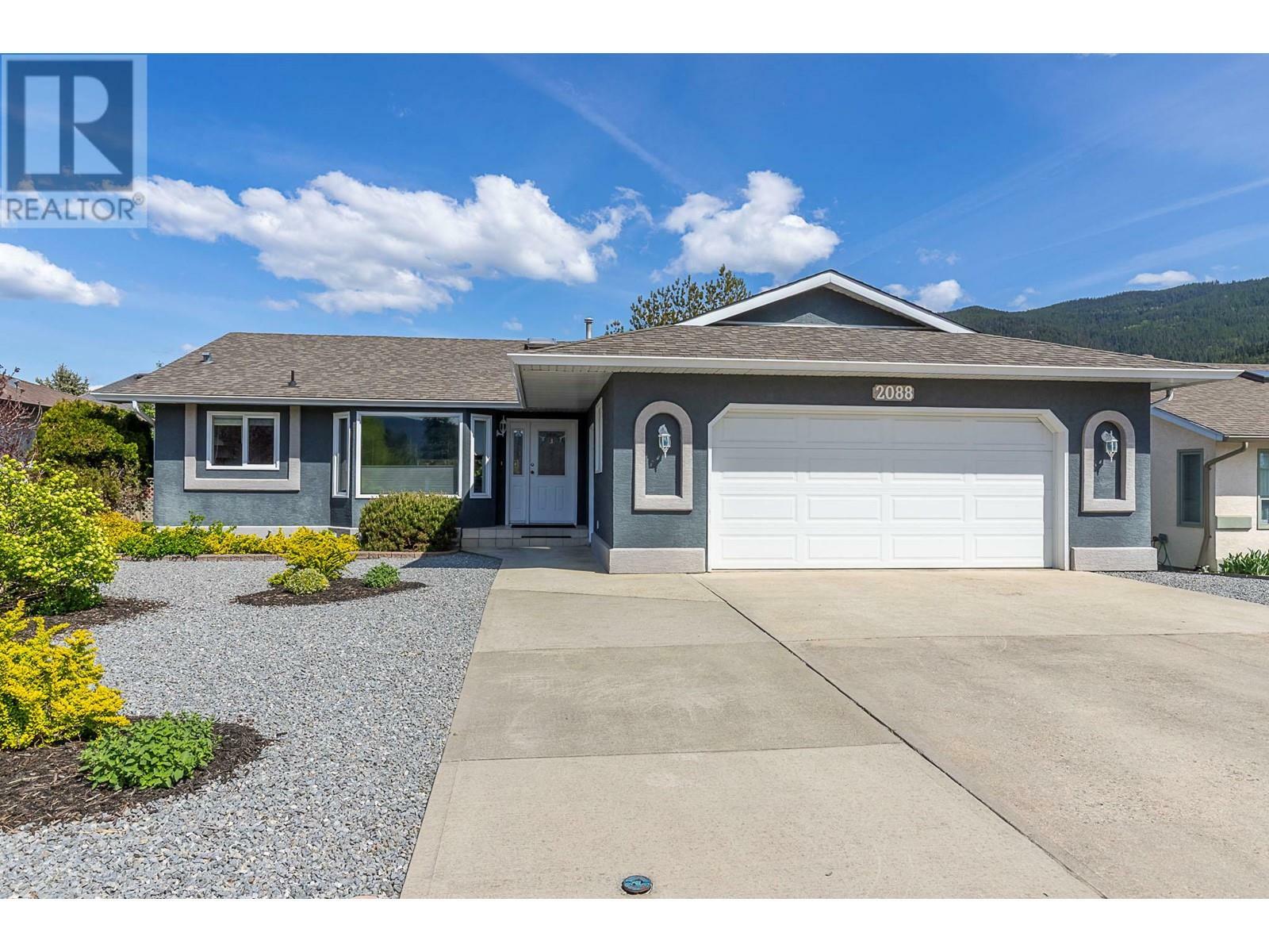 Photo de la propriété: 2088 Okanagan Street BC V4Y 0C4
