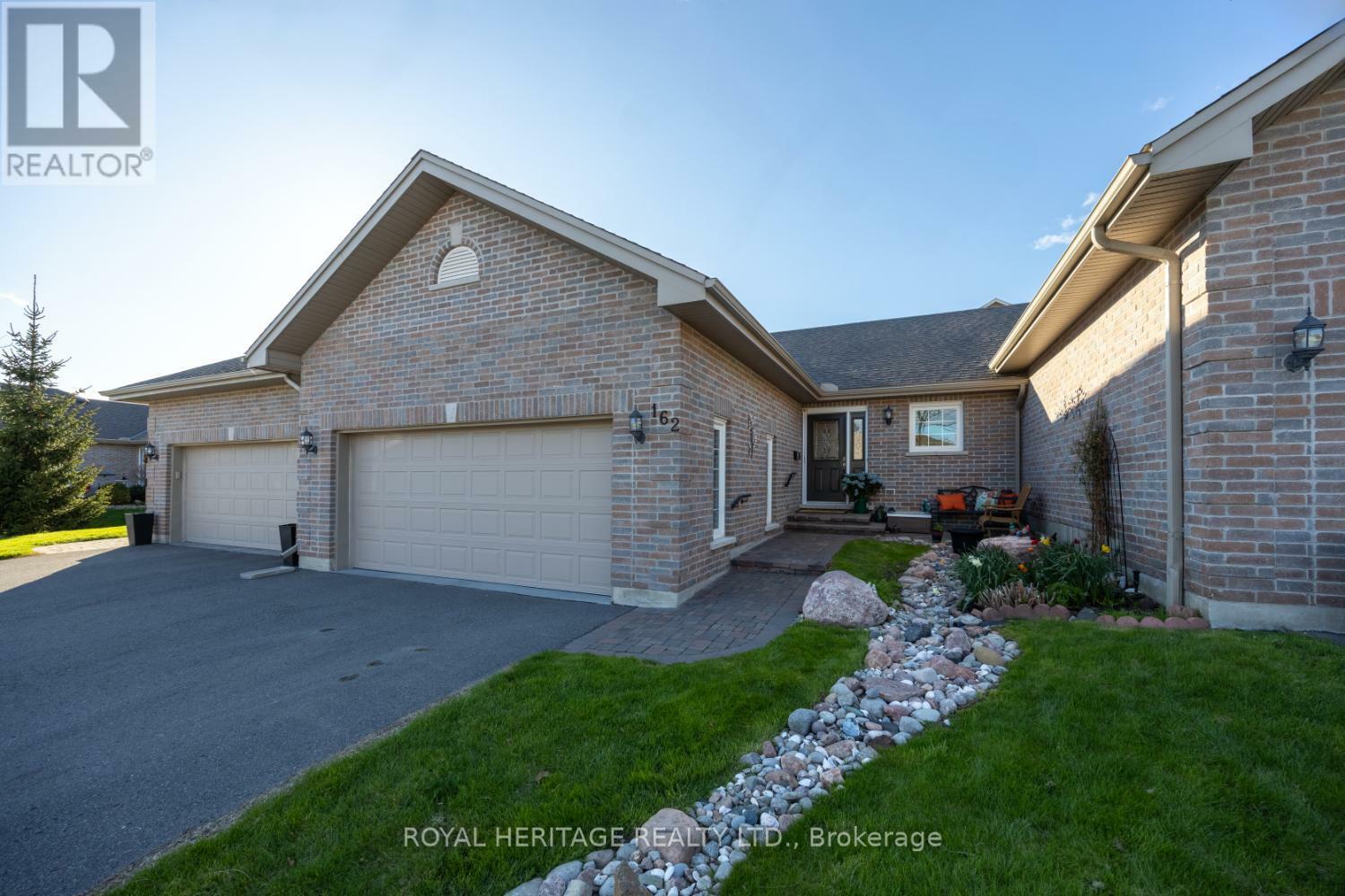 301 Carnegie Avenue 162  Peterborough North (University Heights) ON K9L 0G1 photo