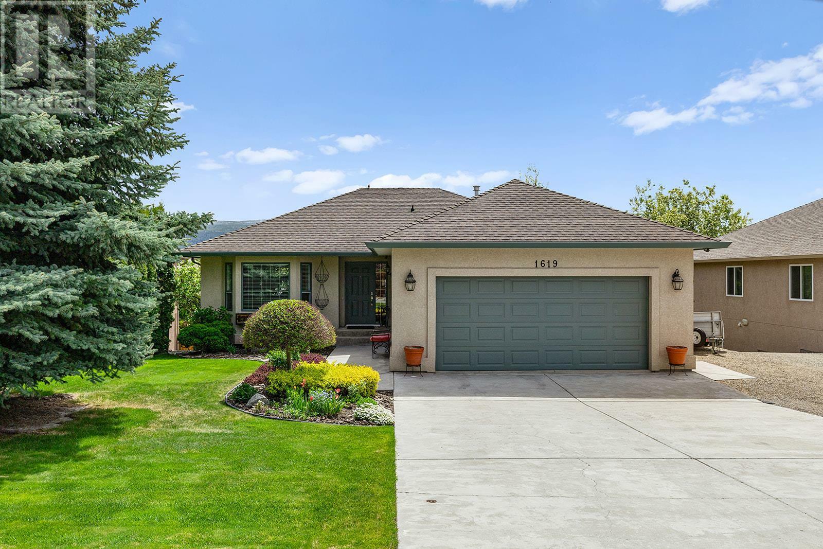 1619 Wilmot Court  Kelowna BC V1P 1M8 photo