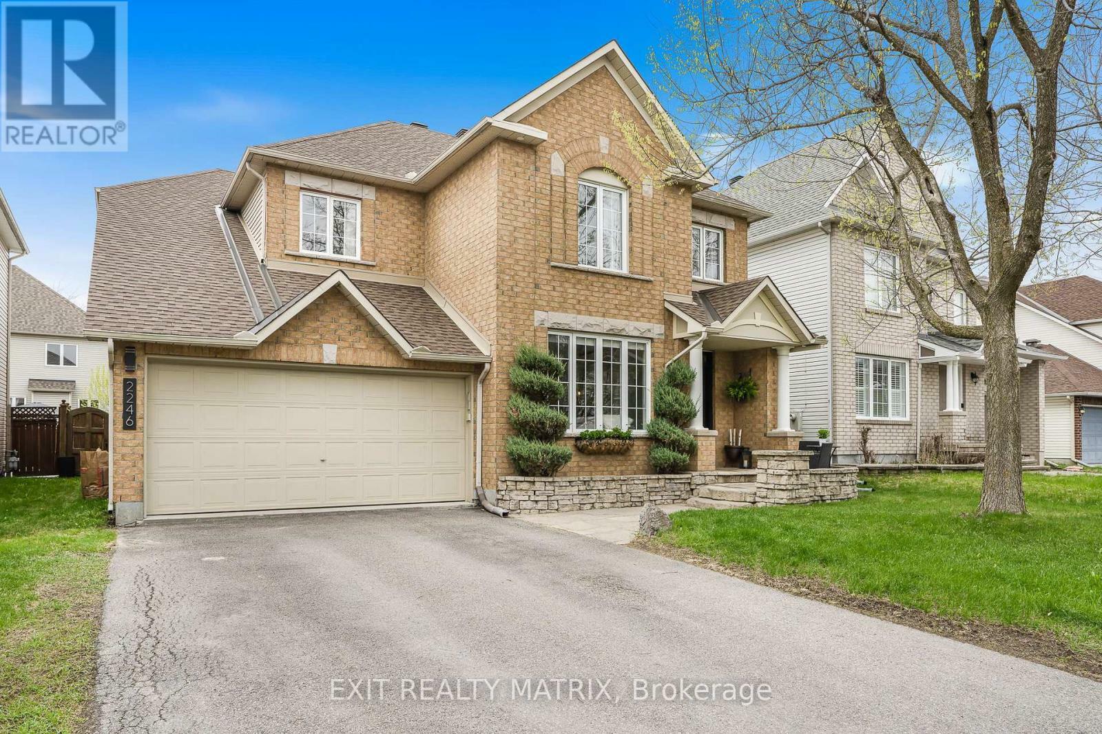 Property Photo: 2246 Des Grands Champs Way ON K1W 1K1