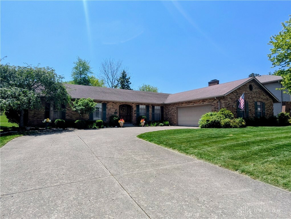 Property Photo: 1233 Apollo Avenue OH 45503