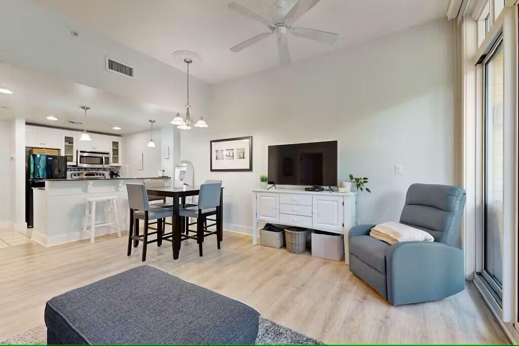 Property Photo: 9100 Baytowne Wharf Boulevard 555 FL 32550