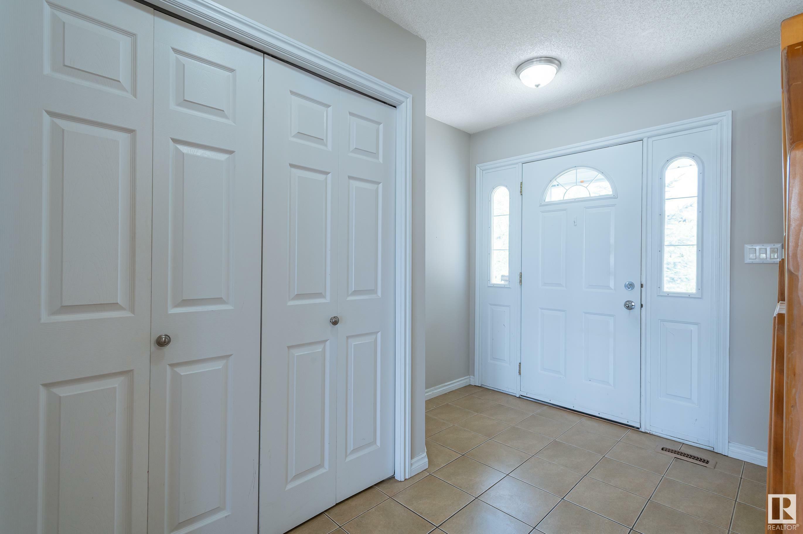 Property Photo: 4652 156 Avenue NW AB T5Y 3L9