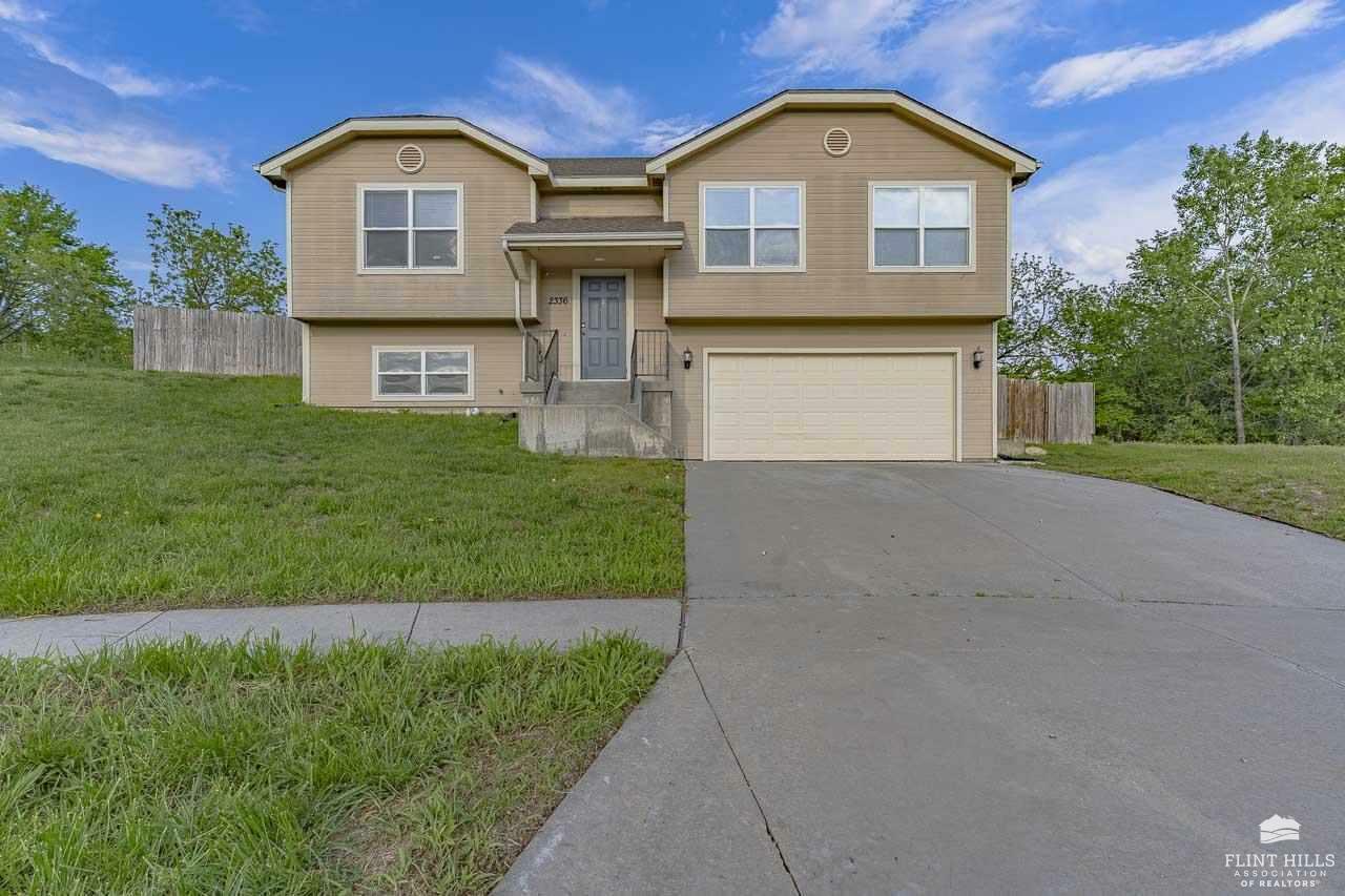 Property Photo: 2336 Fox Sparrow Court KS 66441