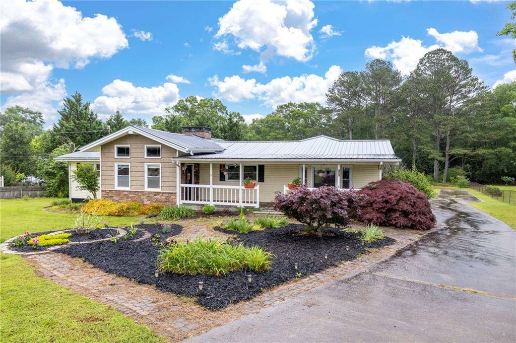 Property Photo: 191 Durham Street GA 30132