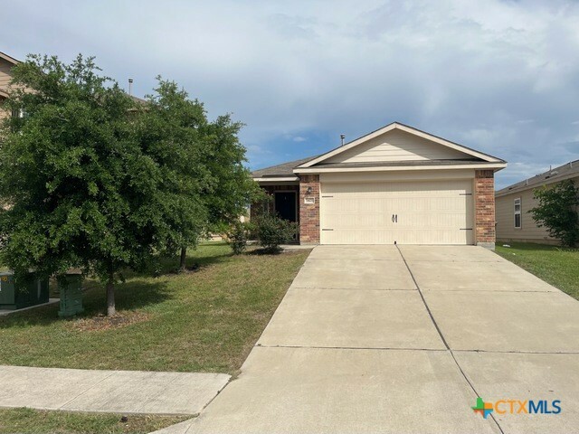 Property Photo: 1421 Breanna Lane TX 78640