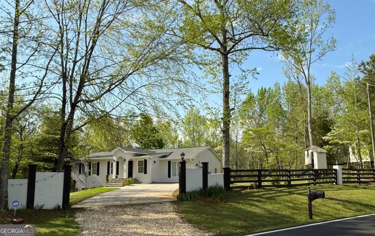Property Photo: 3014 Echols Road GA 30041