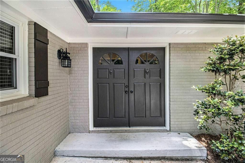 Property Photo: 6590 Williamson Drive NE GA 30328