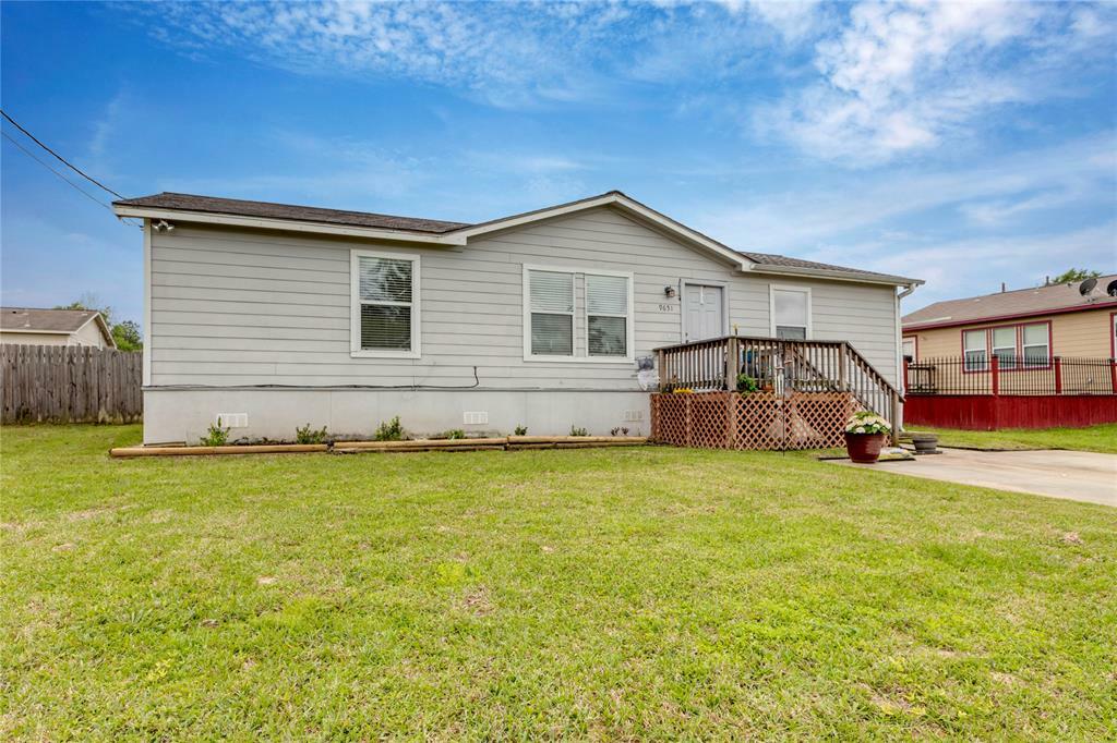 Property Photo: 9651 Oak Hill Drive TX 77318