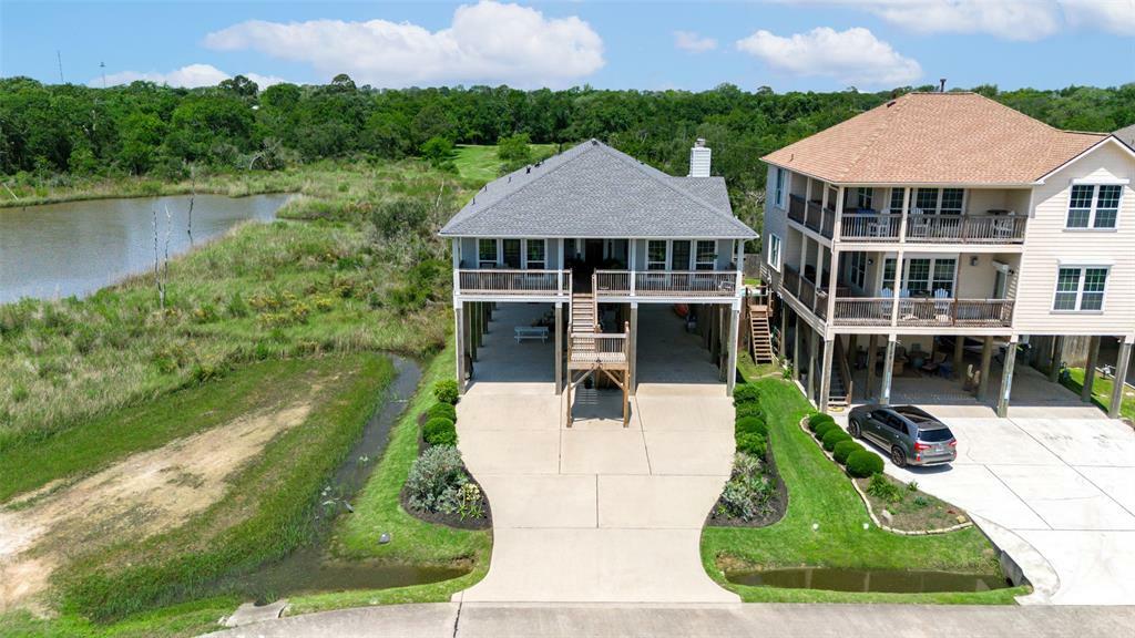 Property Photo: 2101 Menard Avenue TX 77586