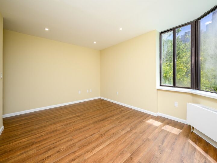 Property Photo:  45 River Dr South 406  NJ 07310 