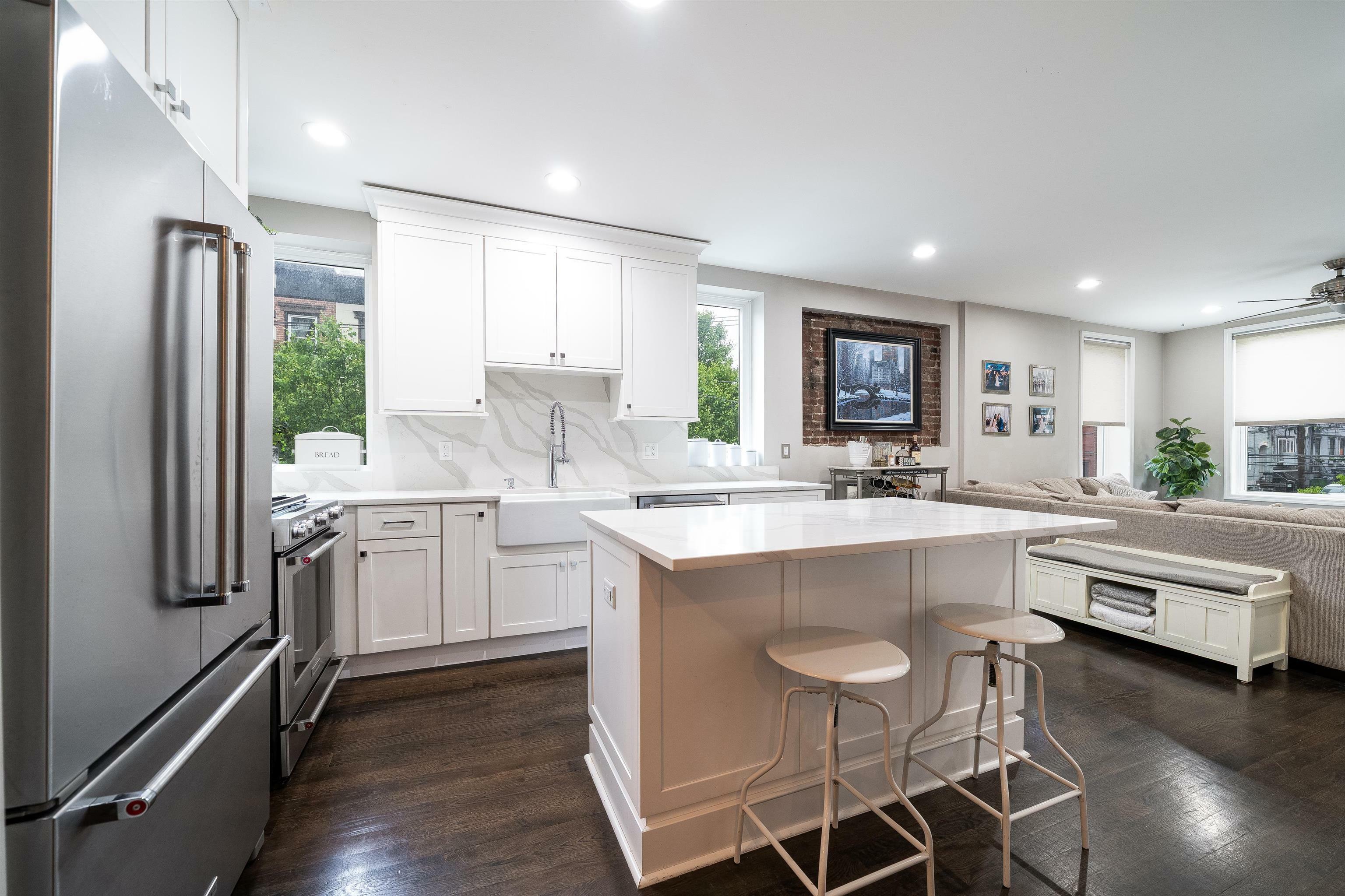 536 Bloomfield St 2  Hoboken NJ 07030 photo