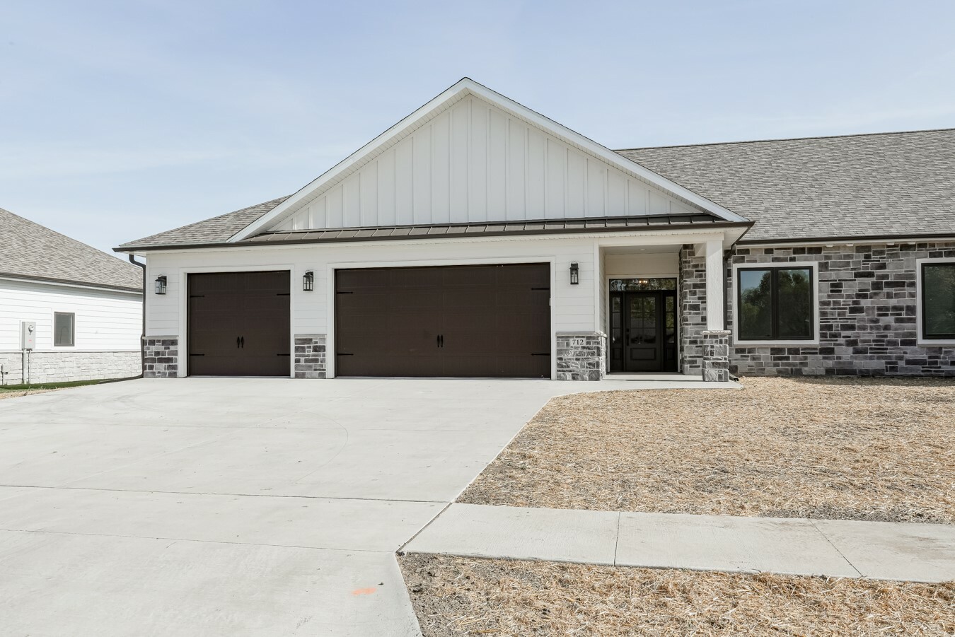 712 Big Rock Park Road  Pella IA 50219 photo