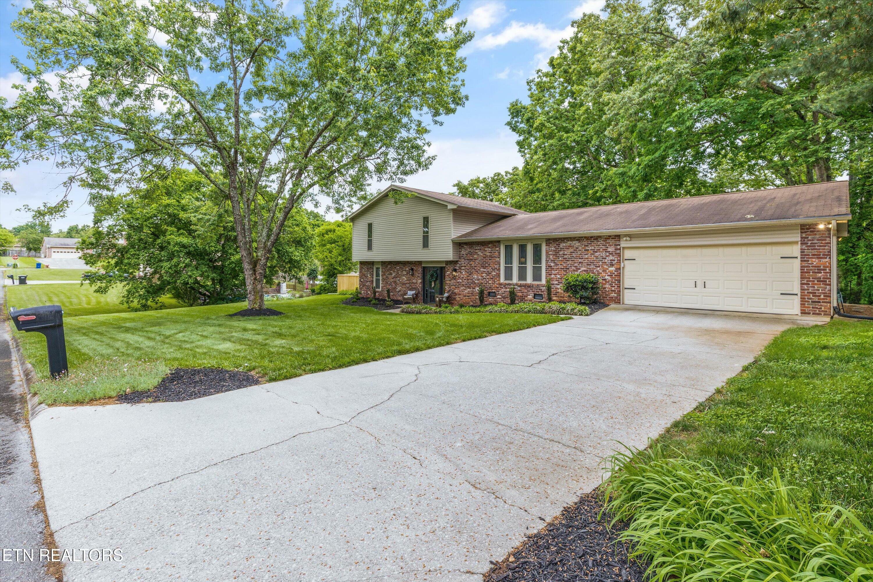 Property Photo: 8804 Holles Lane TN 37922