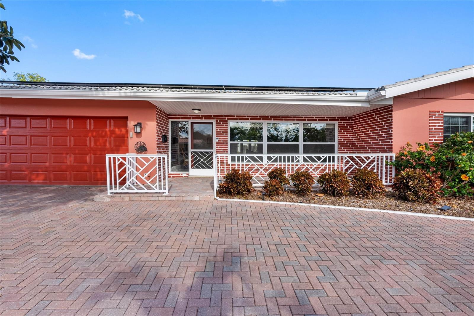 Property Photo: 5166 39th Street S FL 33711