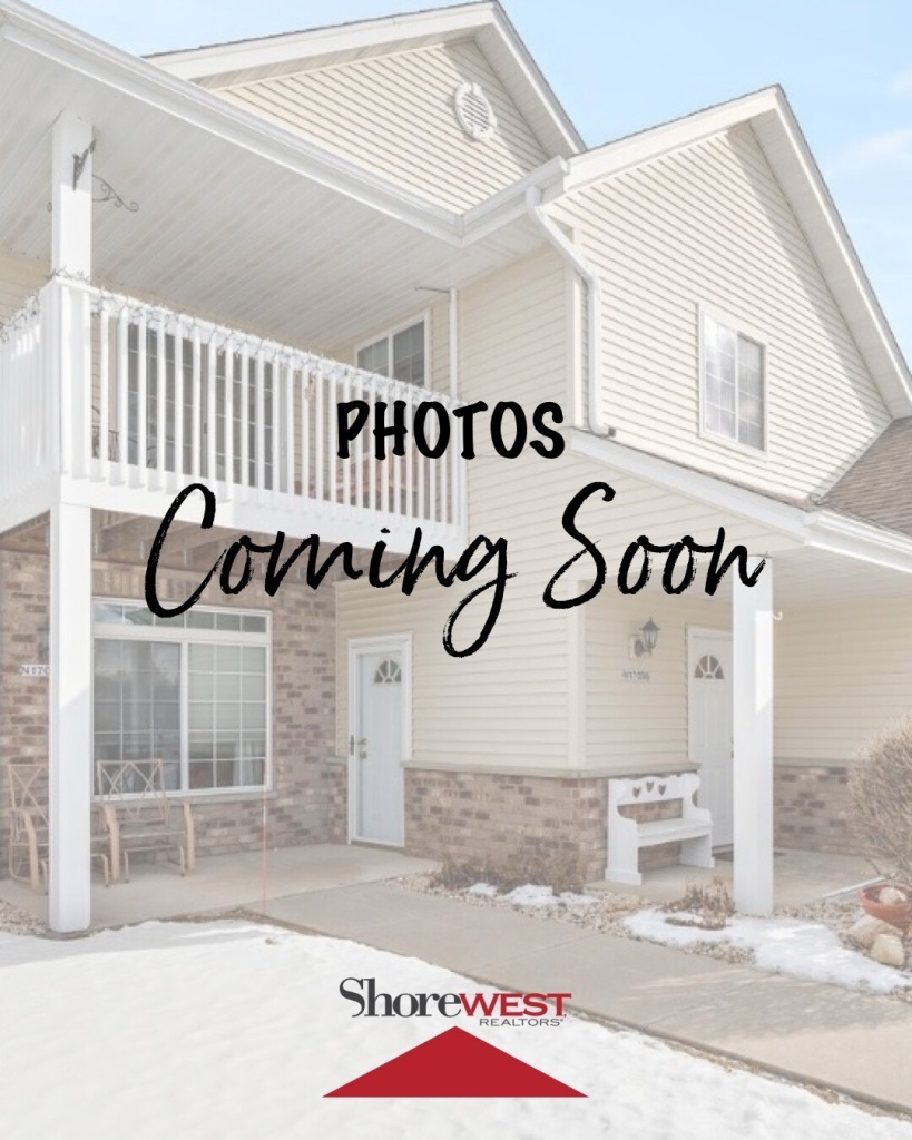 W197n17096 Stonewall Dr 4  Jackson WI 53037 photo
