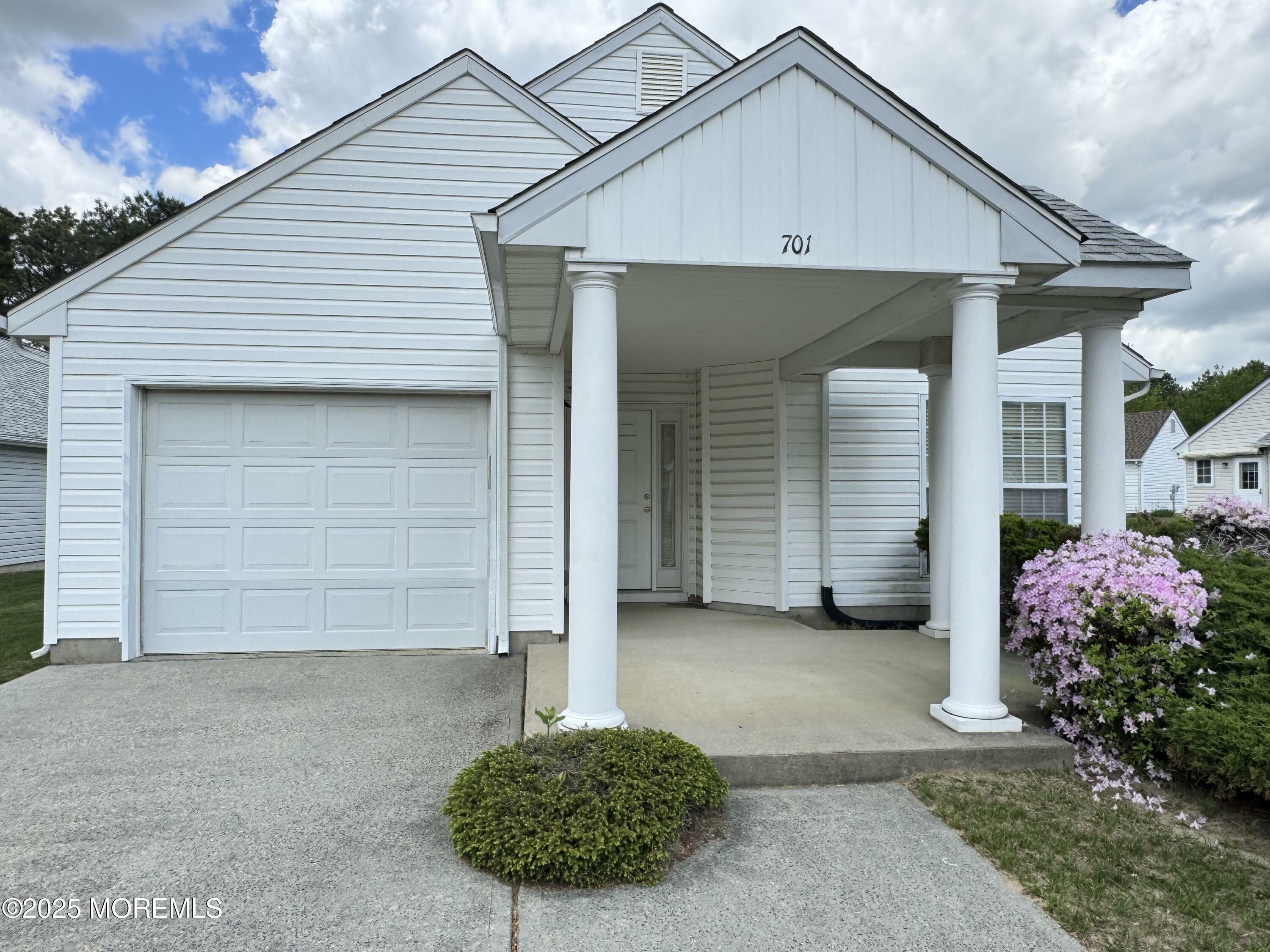 Property Photo: 701 Flint Court NJ 08759
