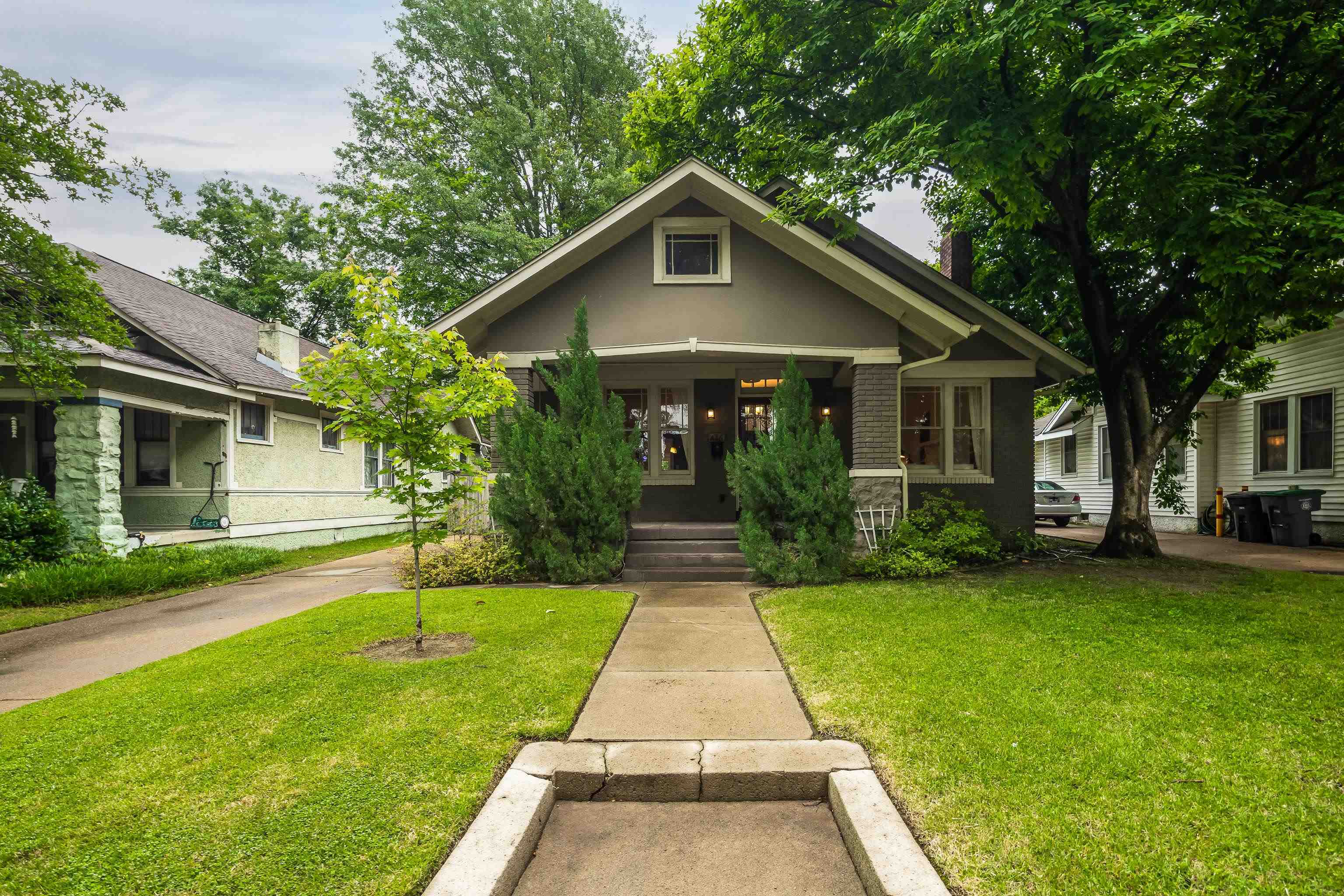 Property Photo: 446 Garland St TN 38104