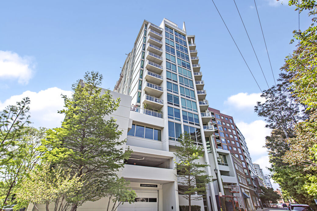 Property Photo: 1570 Elmwood Avenue 1202 IL 60201
