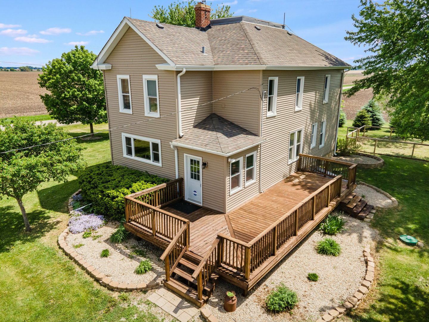Property Photo:  4731 E 10th Road  IL 60518 
