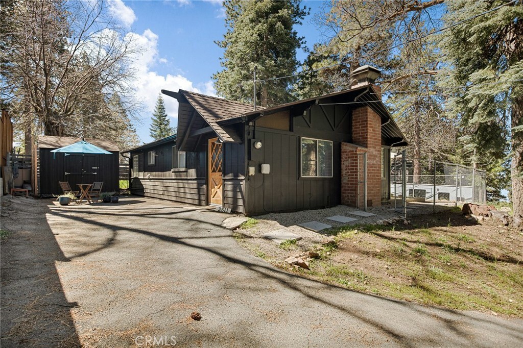 Property Photo: 2511 Catalina Drive CA 92382