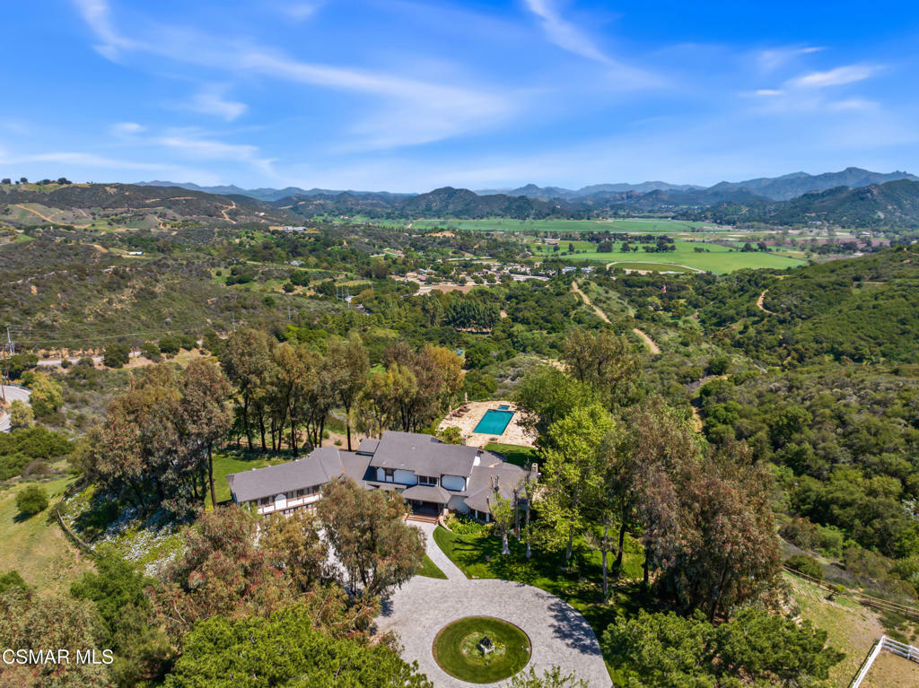 2400 W Potrero Road  Westlake Village CA 91361 photo