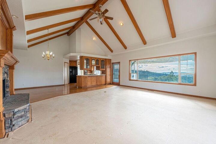 Property Photo: 10246 Ranch Road CA 95975