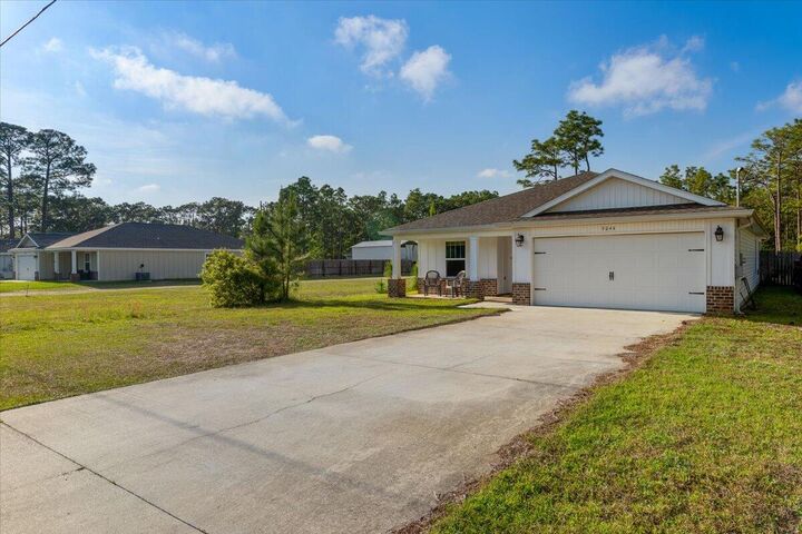 Property Photo: 9044 Quail Roost Drive FL 32566