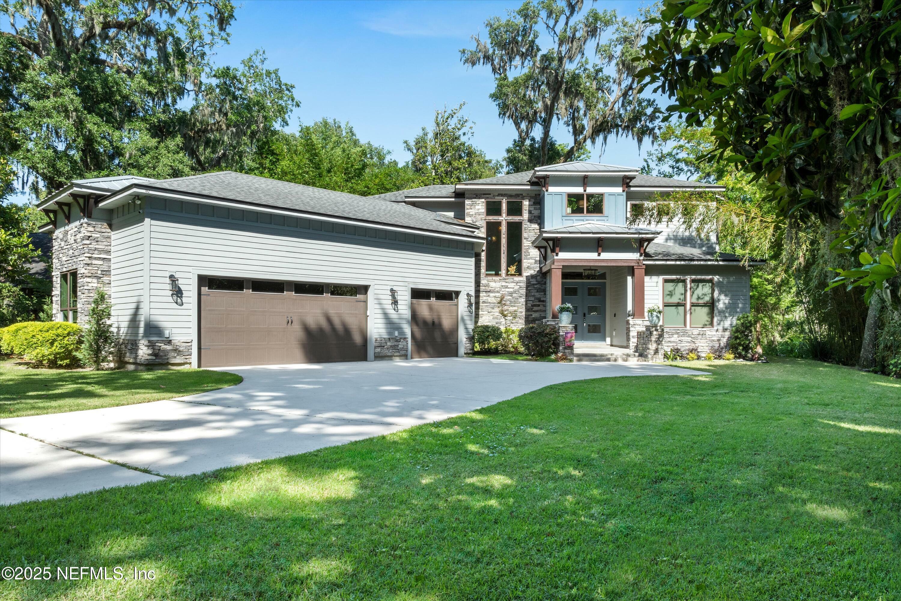 Property Photo: 182 N Ridge Drive FL 32003