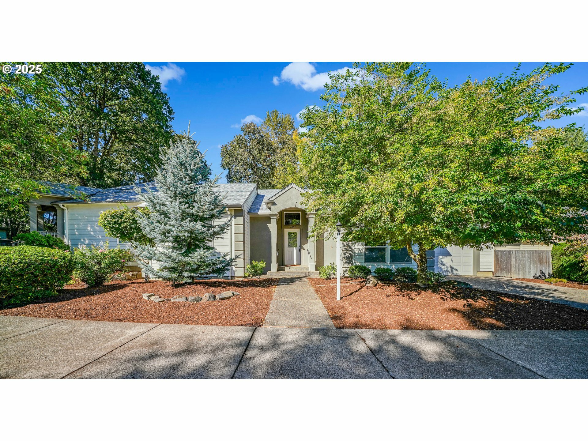1367 Westbrook Dr NW  Salem OR 97304 photo